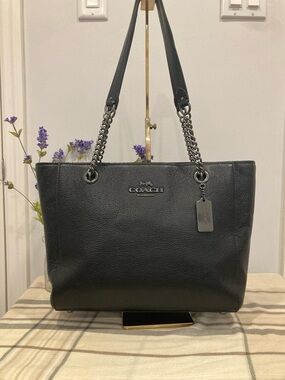 Coach Cammie Pebbled Leather Chain Tote Bag